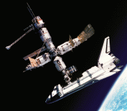 atlantis_docked_to_mir